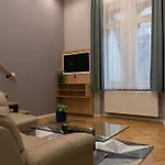 Lejlighed Luther Modern For 3 People, Free Ac! Budapest