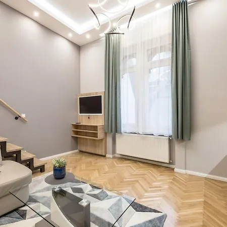 Luther Modern For 3 People, Free Ac! شقة بودابست