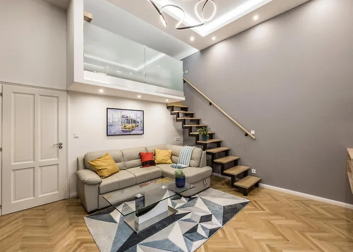 Luther Modern For 3 People, Free Ac! *