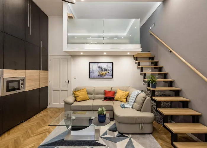 Luther Modern For 3 People, Free Ac! * Budapest