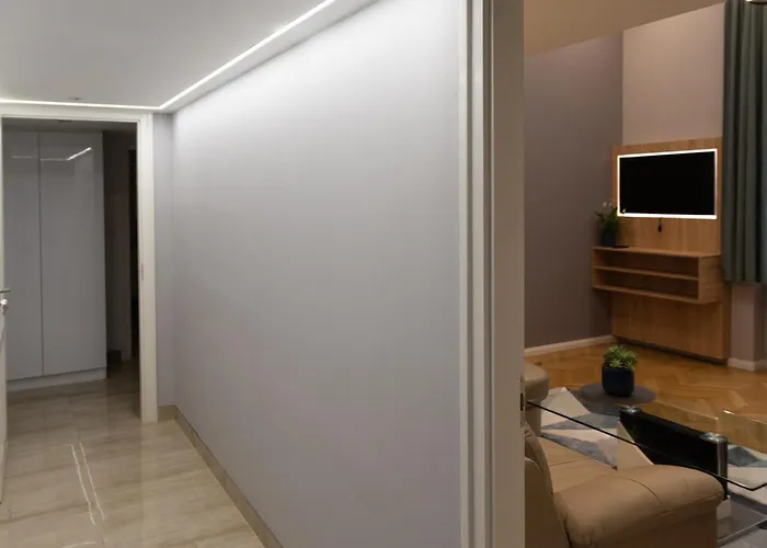 Luther Modern For 3 People, Free Ac! * Budapest